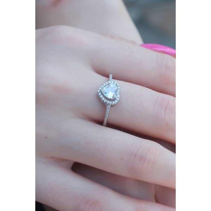 Gümüş Renk Zirkon Taşlı Kalp Model Charm Pirinç Kadın Yüzük - Lisinya