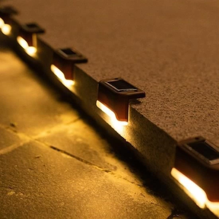 Solar Güneş Enerjili Şarj Edilen Köşebent Merdiven Veranda Bahçe Yolu Led Lamba Işık 4 Adet ( Lisinya )