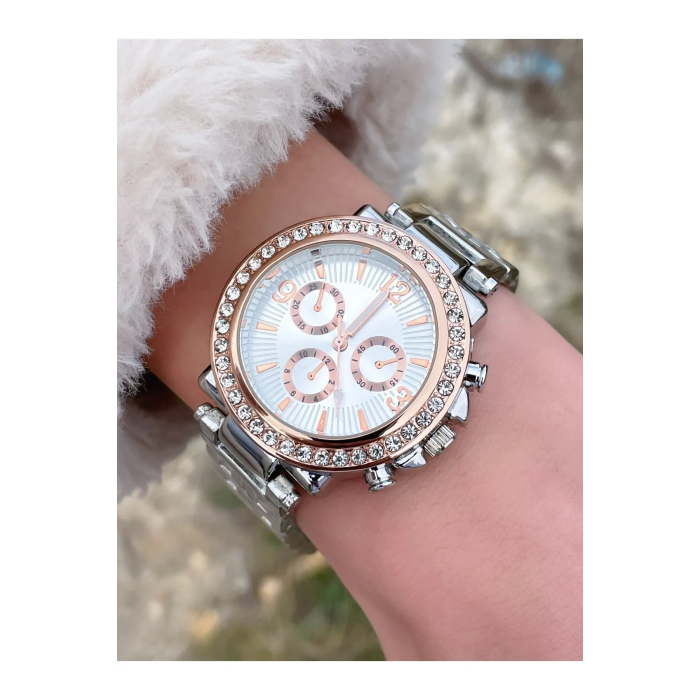 Zarif ve Şık Özel Tasarım Zirkon Taşlı Metal Bayan Kol Saati (gümüş-gold) ( Lisinya )