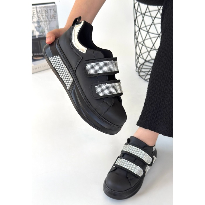 Nino Siyah Cilt Cırt Cırtlı Spor Ayakkabı - Lisinya