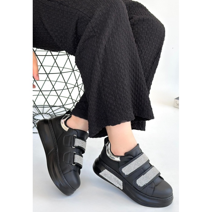 Nino Siyah Cilt Cırt Cırtlı Spor Ayakkabı - Lisinya