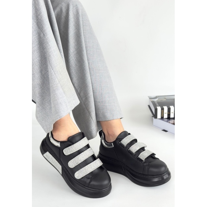 Elika Siyah Cilt Simli Cırt Cırtlı Spor Ayakkabı - Lisinya