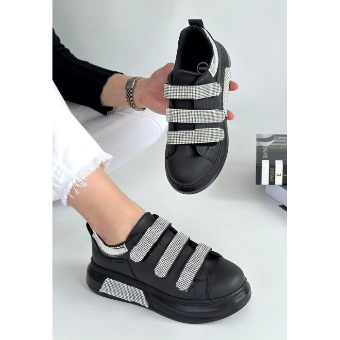 Elika Siyah Cilt Cırt Cırtlı Spor Ayakkabı - Lisinya