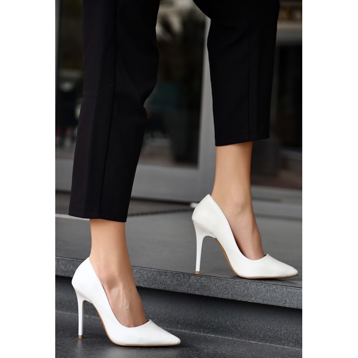 Hillar Beyaz Cilt Stiletto Ayakkabı - Lisinya