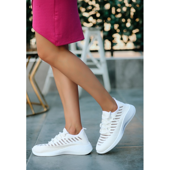 Wina Beyaz Triko Spor Ayakkabı - Lisinya