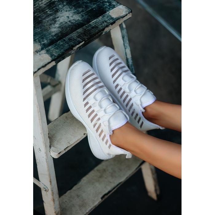 Wina Beyaz Triko Spor Ayakkabı - Lisinya