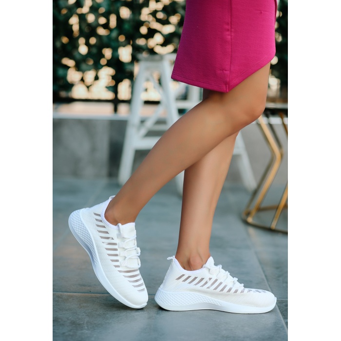 Wina Beyaz Triko Spor Ayakkabı - Lisinya