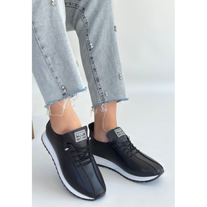 Monya Siyah Cilt Bağcıklı Spor Ayakkabı - Lisinya