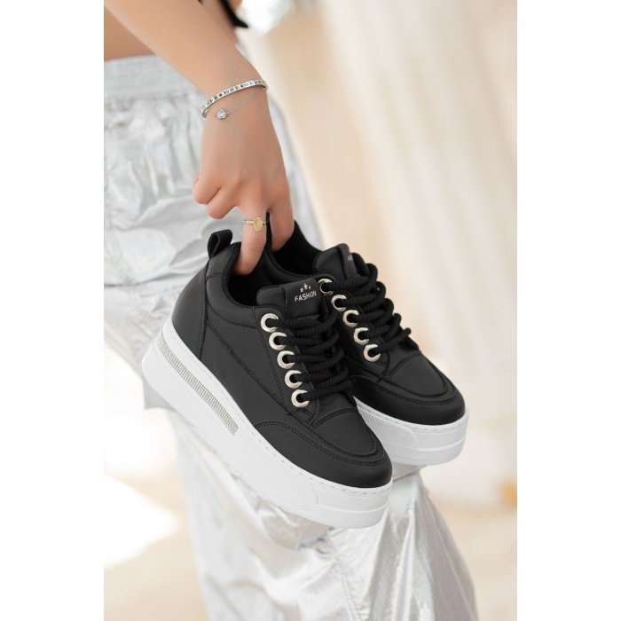 Lulu Siyah Cilt Beyaz Tabanlı Bağcıklı Spor Ayakkabı - Lisinya