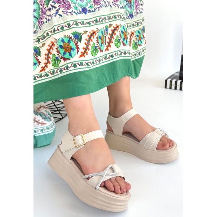 Luno Bej Cilt Kemerli Sandalet - Lisinya