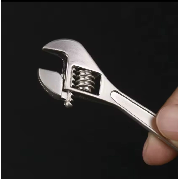 Fonksiyonel İngiliz Anahtarı Şeklinde Anahtarlık - Lisinya