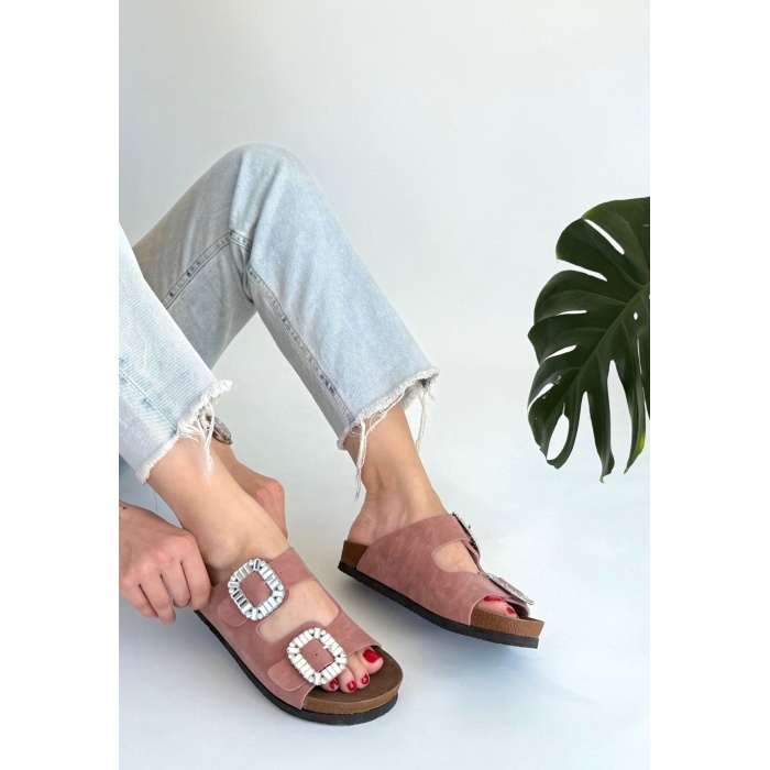 Nool Pudra Nubuk Terlik - Lisinya