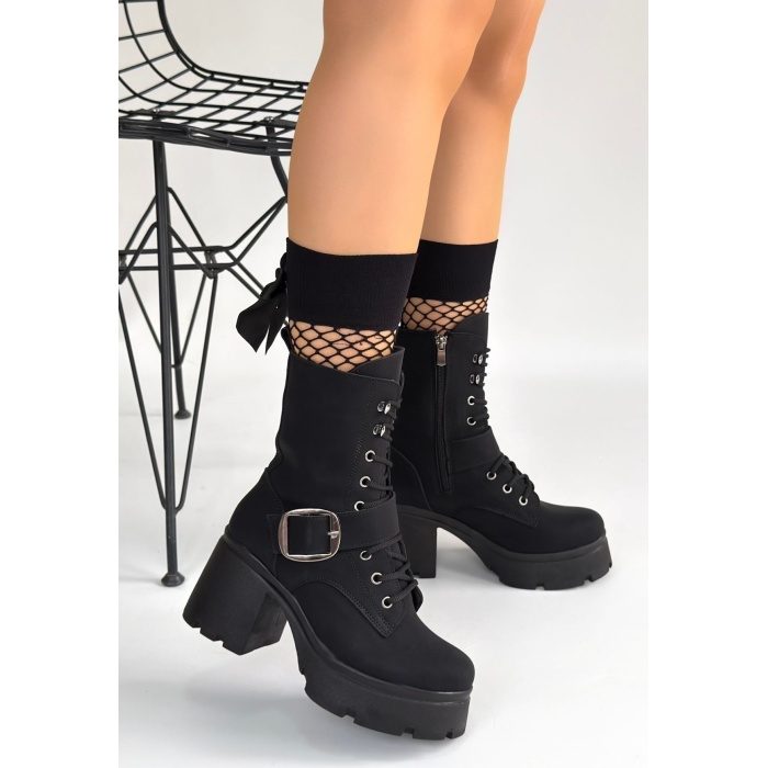 Linma Siyah Nubuk Bağcıklı Topuklu Bot - Lisinya