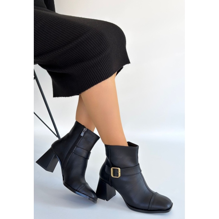 Mejjo Siyah Cilt Topuklu Bot - Lisinya