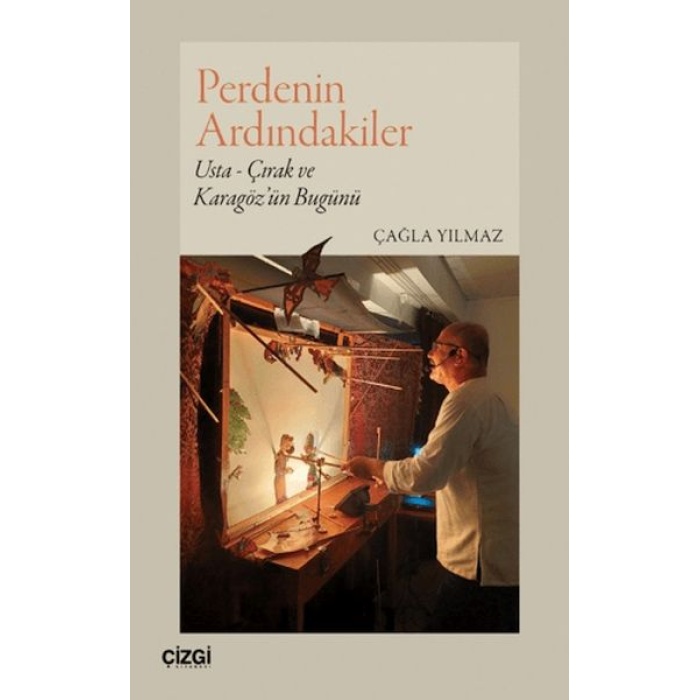 Perdenin Ardındakiler
