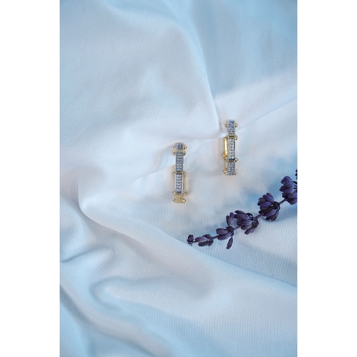 Çelik Küpe Kimler Geldi Kimler Geçti Kararmaz