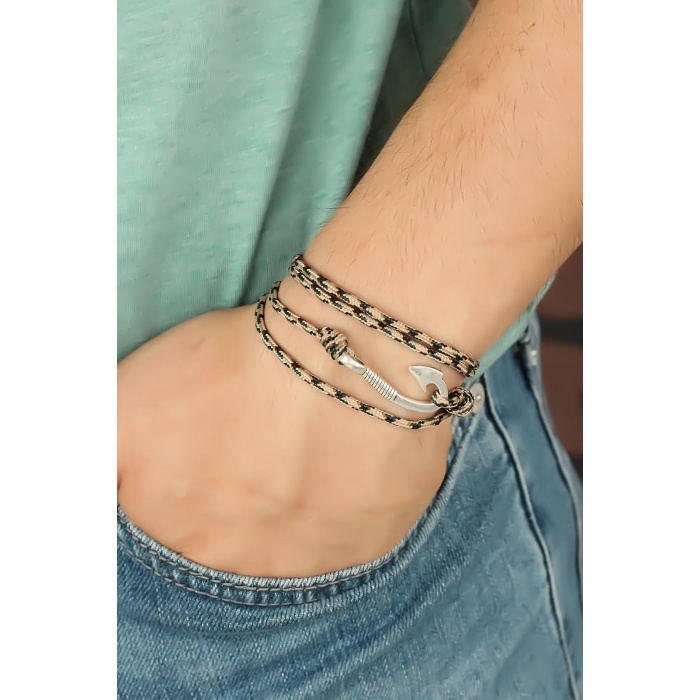 Krem Renk Çizgi Desenli Metal Kancalı Erkek Bileklik - Lisinya