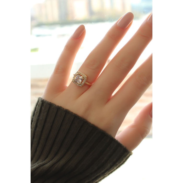 Gold Baget ve Zirkon Taşlı Kare Yüzük - Lisinya