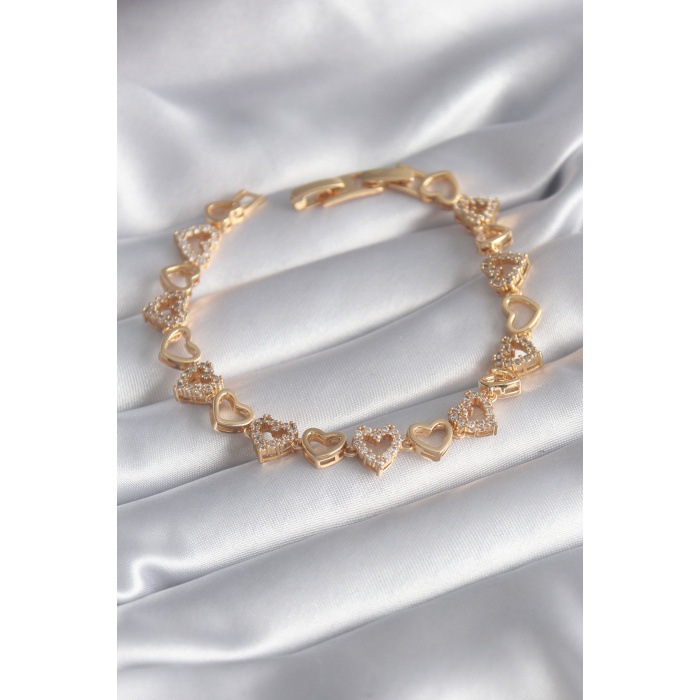 Pirinç Gold Renk Zirkon Taşlı Kalp Model VIP Seri Kadın Bileklik - Lisinya