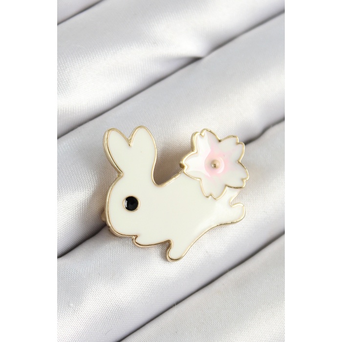 Mineli Çiçek Detaylı Krem Tavşan Figürlü Gold Renk Kadın Broş - Lisinya
