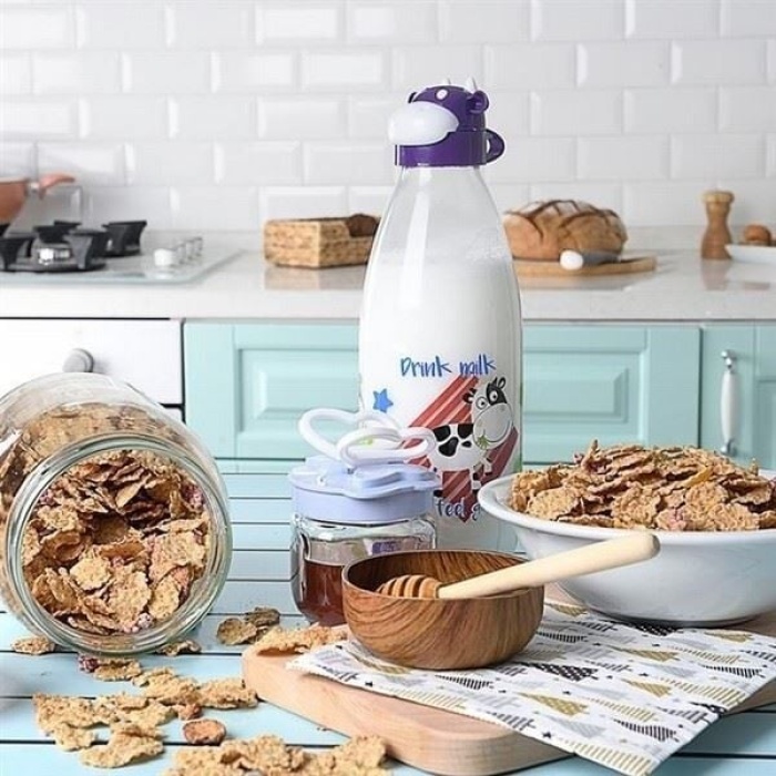 İnek Tasarımlı Sevimli Cam Suluk - Süt Şişesi 1000 ML - Lisinya