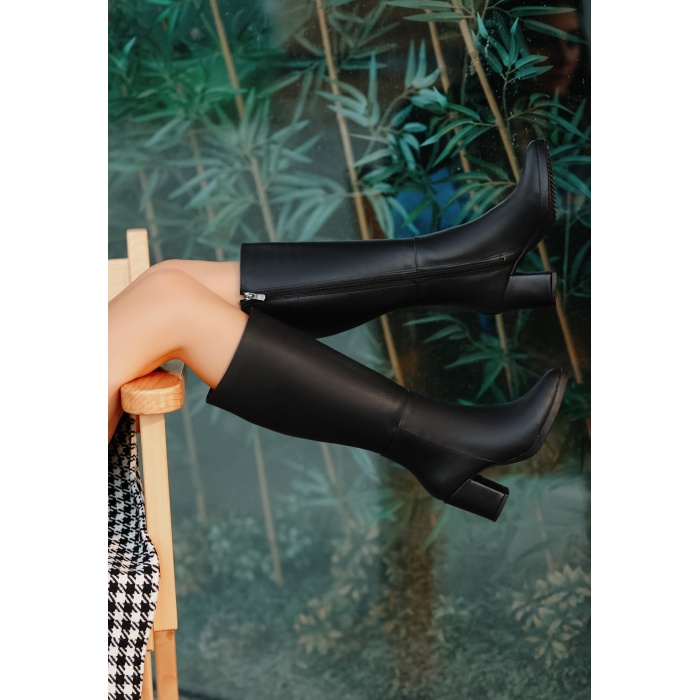 Morena Siyah Cilt Çizme - Lisinya