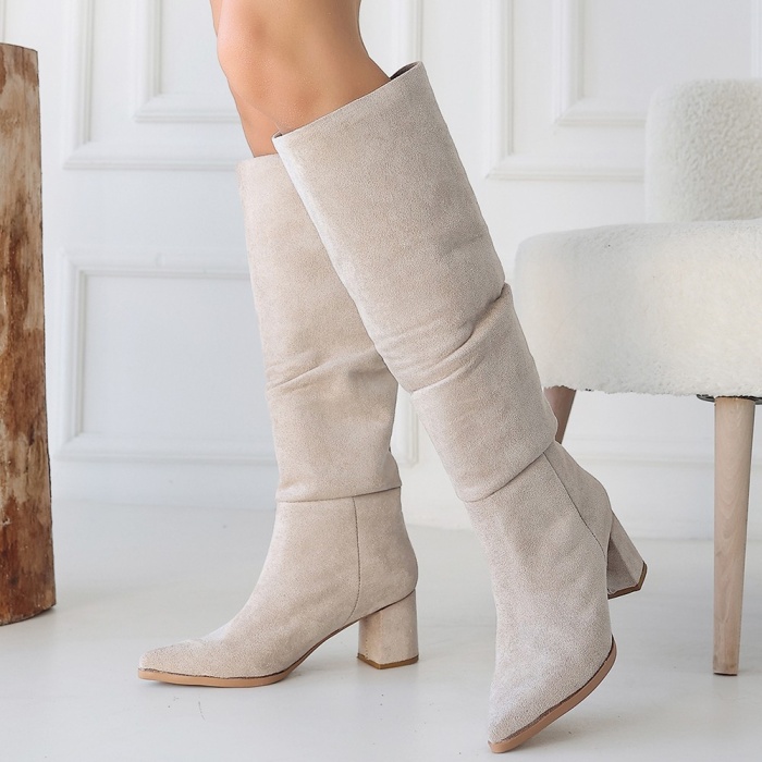 Pitay Bej Süet Topuklu Çizme - Lisinya