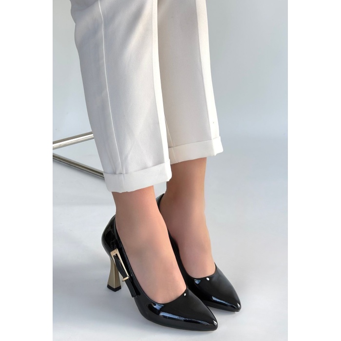 Motya Siyah Rugan Topuklu Ayakkabı - Lisinya