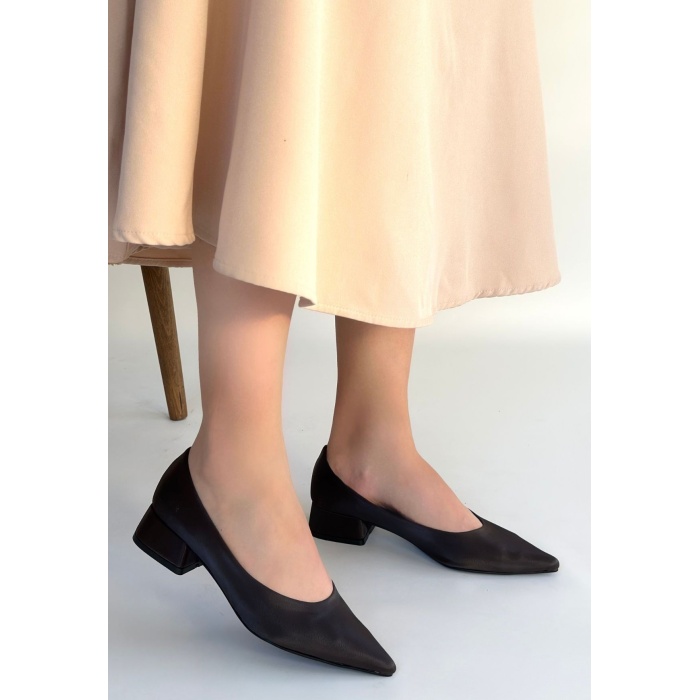 Ferla Acı Kahve Cilt Topuklu Ayakkabı - Lisinya