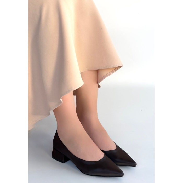 Ferla Acı Kahve Cilt Topuklu Ayakkabı - Lisinya