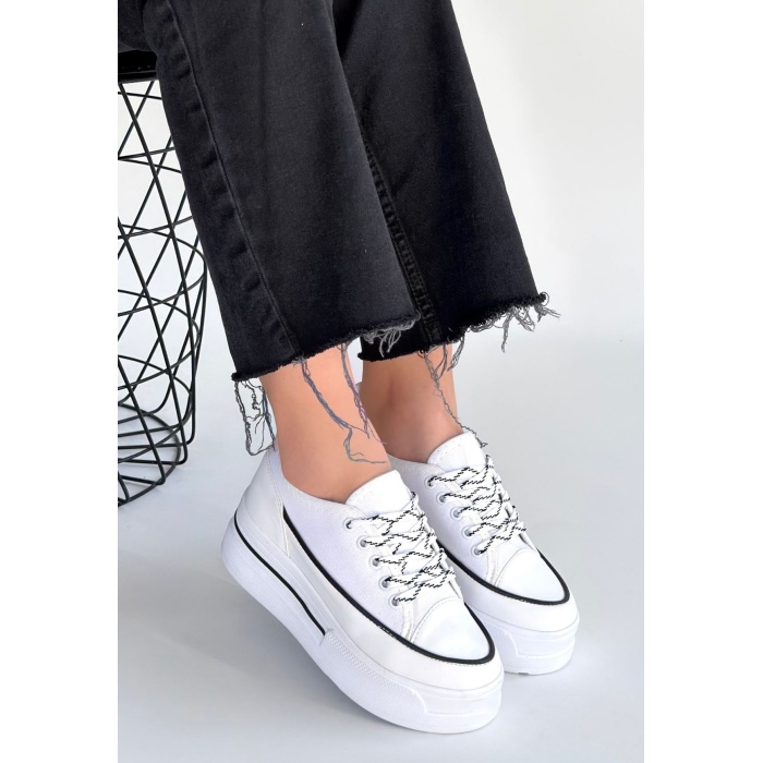 Dalen Beyaz Keten Bağcıklı Spor Ayakkabı - Lisinya