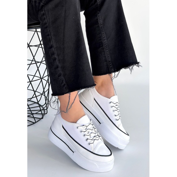 Dalen Beyaz Keten Bağcıklı Spor Ayakkabı - Lisinya