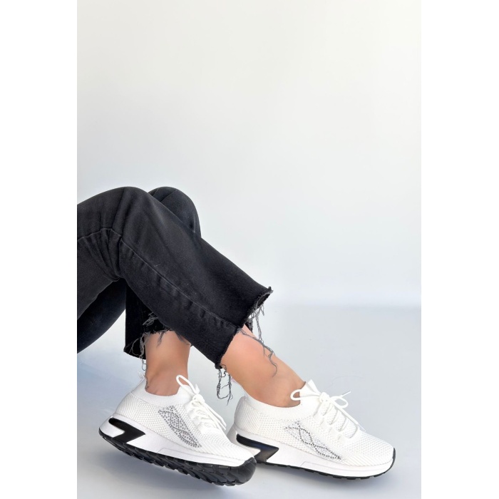 Belan Beyaz Triko Bağcıklı Spor Ayakkabı - Lisinya