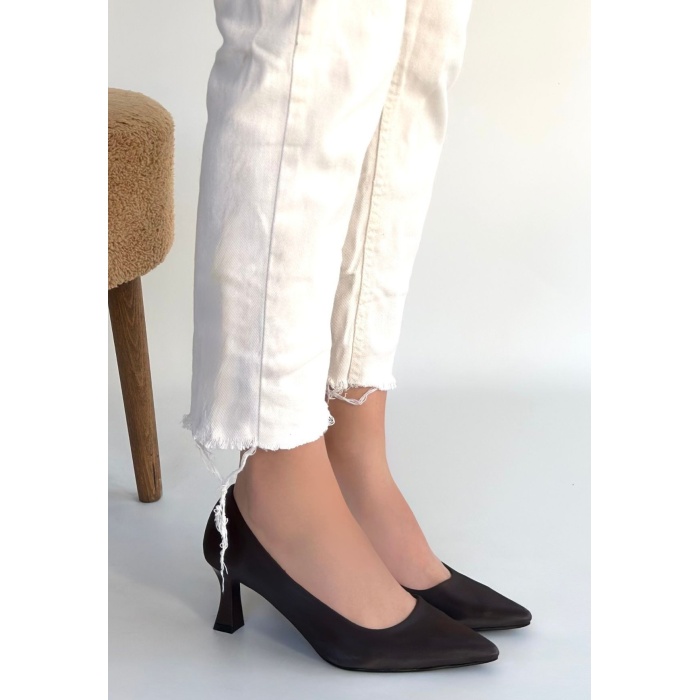 Mırta Acı Kahve Cilt Topuklu Ayakkabı - Lisinya