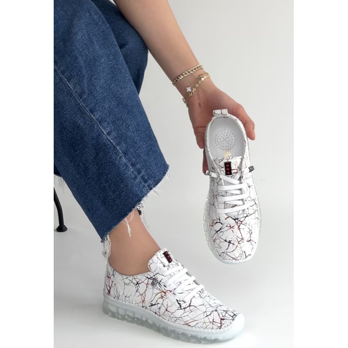 Kinte Beyaz Desenli Deri Bağcıklı Spor Ayakkabı - Lisinya