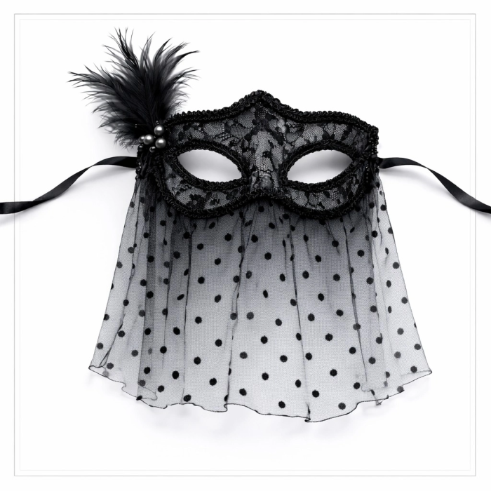 Siyah Dantel Tüllü Peçeli Parti Maskesi - Tüylü İnci Detaylı - Lisinya