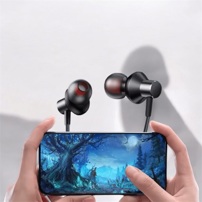 Boyun Bantlı Kablolu Kulaklık ANC Özelliği Uzun Şarj Süreli Sporcu Kulaklığı - Lisinya