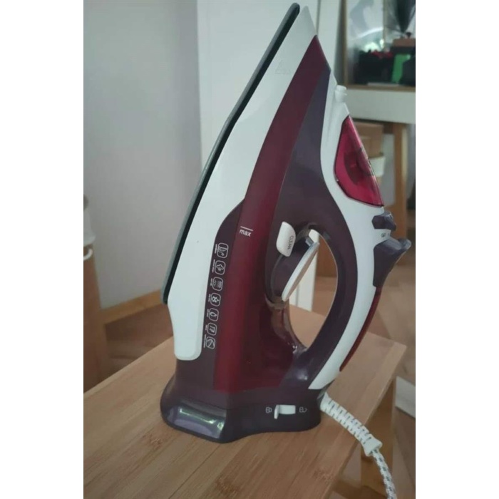 Modern Tasarım 2200W Dayanıklı Buharlı Seramik Kaplama Ütü - Lisinya