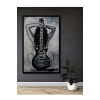 Çerçeve Görünümlü Dekoratif Ahşap Kare Gitar Ve Kadın Tablosu Ev/Ofis/İşyeri Tablo