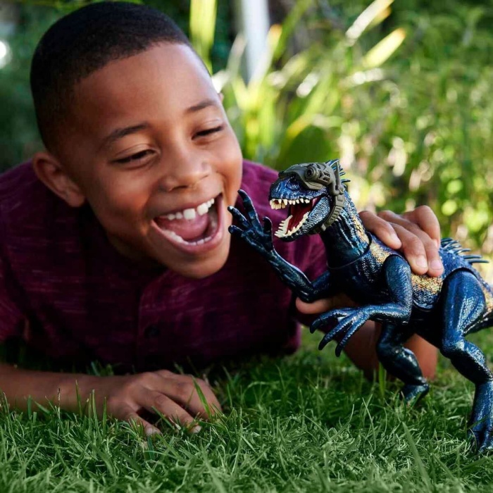 HKY11 Jurassic World Tehlikeli Takip Dinozor Figürü