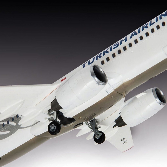 3772 Revell - Turkish Airlines Boeing 737-800 Maket Kiti