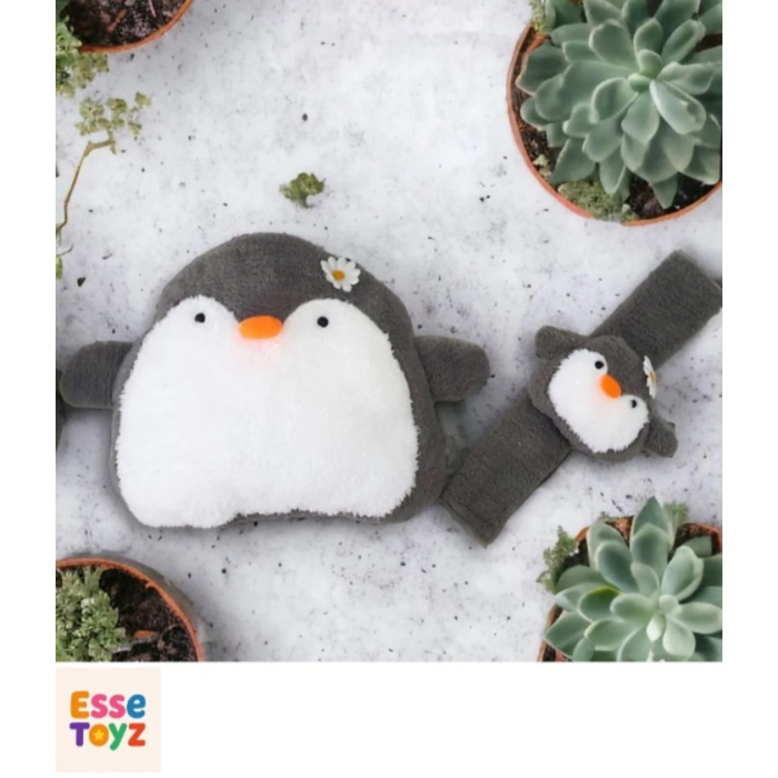 Neşeli Penguen Araba Yastığı ve Emniyet Kemeri Kılıfı