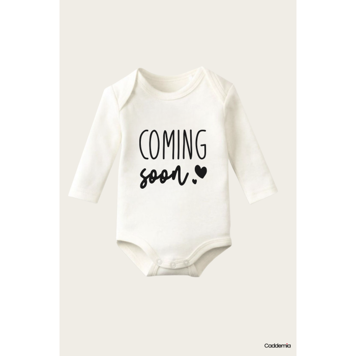 Coming Soon Yazı Temalı Baskılı Pamuklu Uzun Kollu Çıtçıtlı Bebek Body Zıbın Atlet Tulum