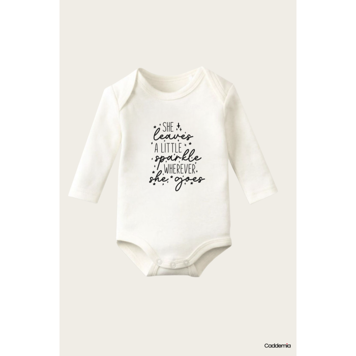 She A Little Wherever Yazı Temalı Baskılı Pamuklu Uzun Kollu Çıtçıtlı Bebek Body Zıbın Atlet Tulum