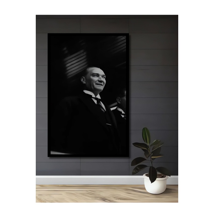 Çerçeve Görünümlü Dekoratif Ahşap Kare Atatürk Tablosu Ev/Ofis/İşyeri/Salon/Mutfak/Banyo Tablo