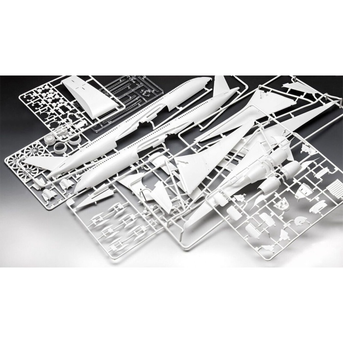 5625 Revell - Turkish Airlines Airbus A350-900 Maket Kiti