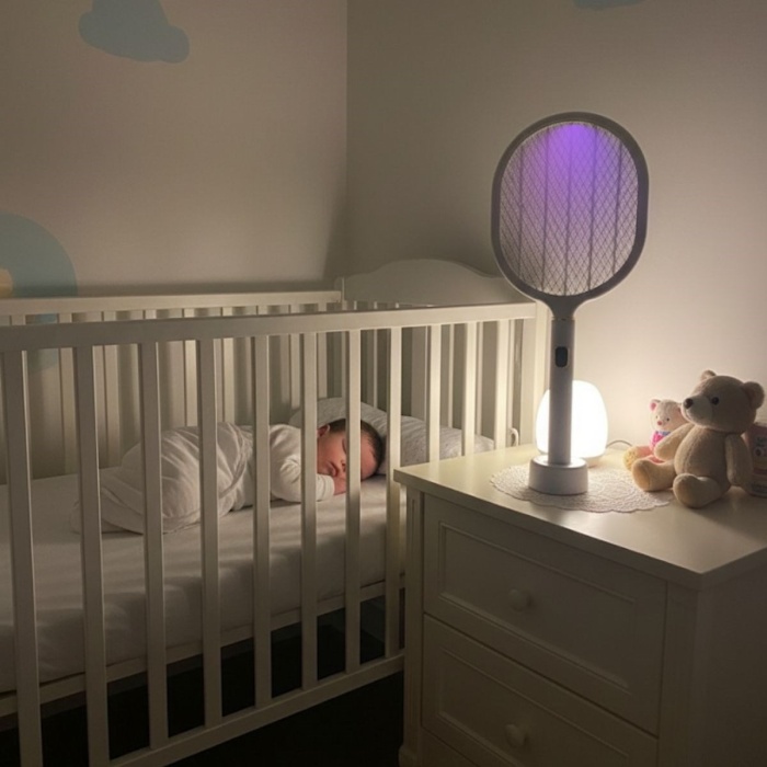 USB Şarjlı Beyaz Renk Kendiliğinden Standlı Şarj Göstergeli UV Işıklı Sinek Öldürme Raketi LTD-718 (5343)