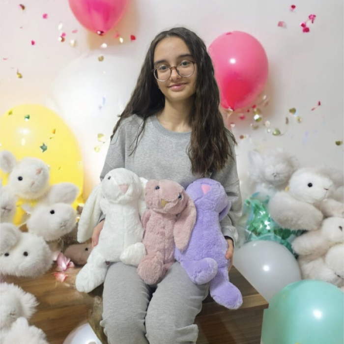 33 cm Beyaz Peluş Tavşan – Çocuklar İçin Sevimli Oyuncak