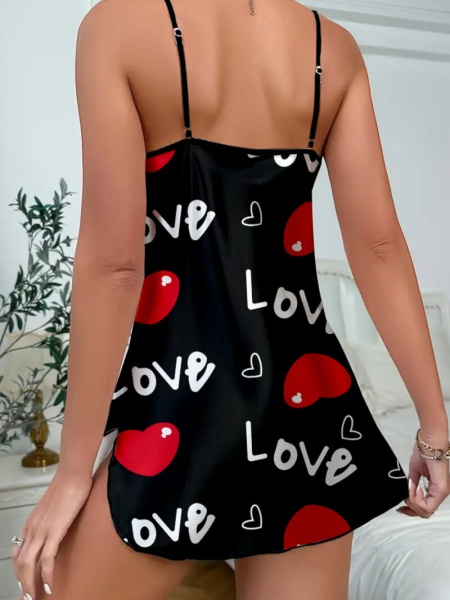 Love Desenli Siyah Saten Gecelik