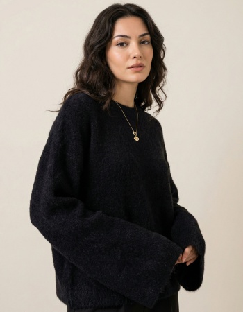 Siyah Oversize Peluş Kazak